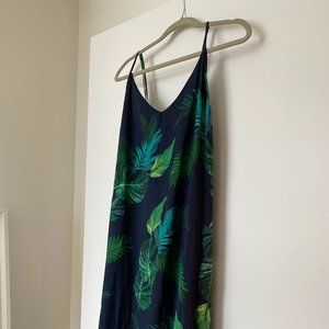 Old Navy PLUS Palm Print Shift Dress